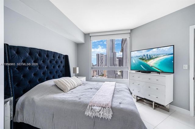 350 S Miami Ave 2505, Miami, FL 33130