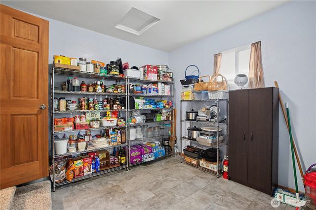 2219 Forrest St, Dupont, WA 98327