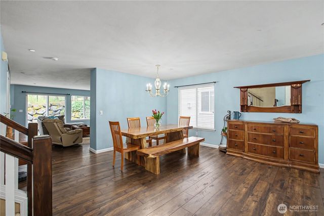 2219 Forrest St, Dupont, WA 98327