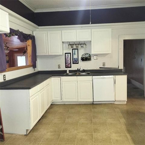 405 W 2nd Street, Norborne, MO 64668