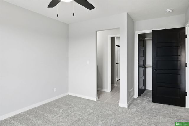 21108 Arlington Street, Elkhorn, NE 68022