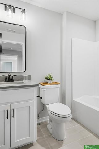 21108 Arlington Street, Elkhorn, NE 68022