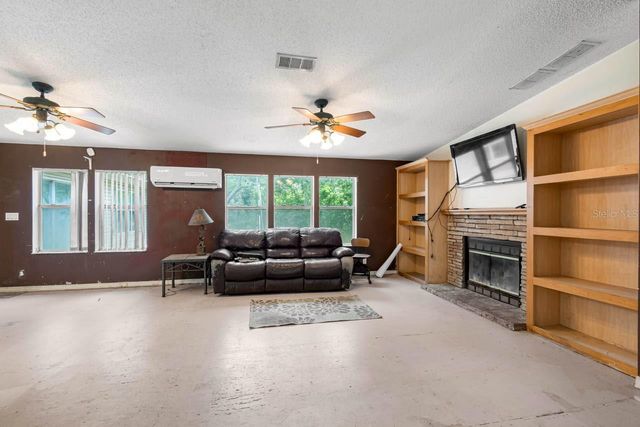 12730 BULLFROG CREEK ROAD, Gibsonton, FL 33534