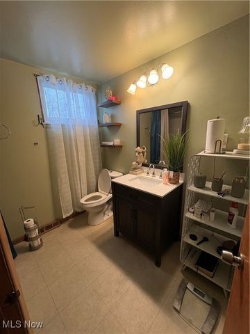 1114 E 167th Street, Cleveland, OH 44110