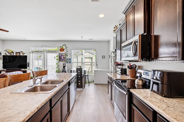 62 Okatie Park Cir E, Ridgeland, SC 29936