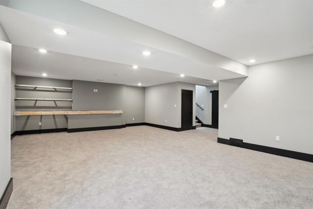 4010 Keagles Crossing, Cedar Falls, IA 50613