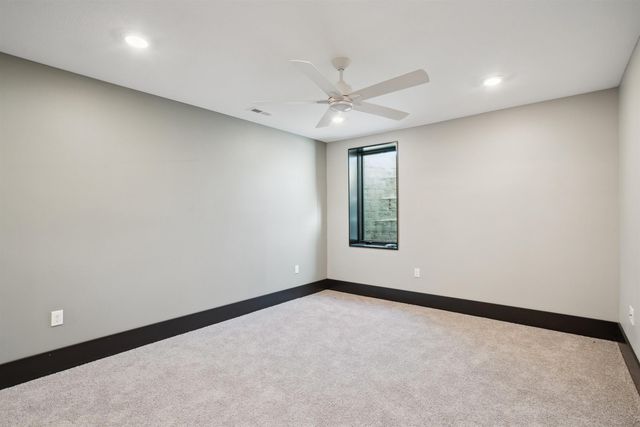 4010 Keagles Crossing, Cedar Falls, IA 50613