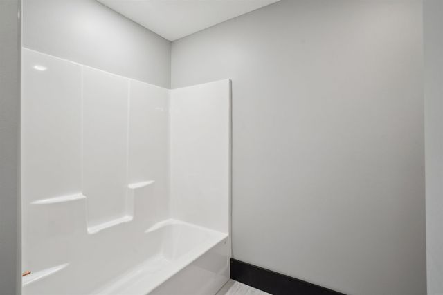 4010 Keagles Crossing, Cedar Falls, IA 50613