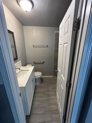 1108 Niagara Street, Houston, TX 77051