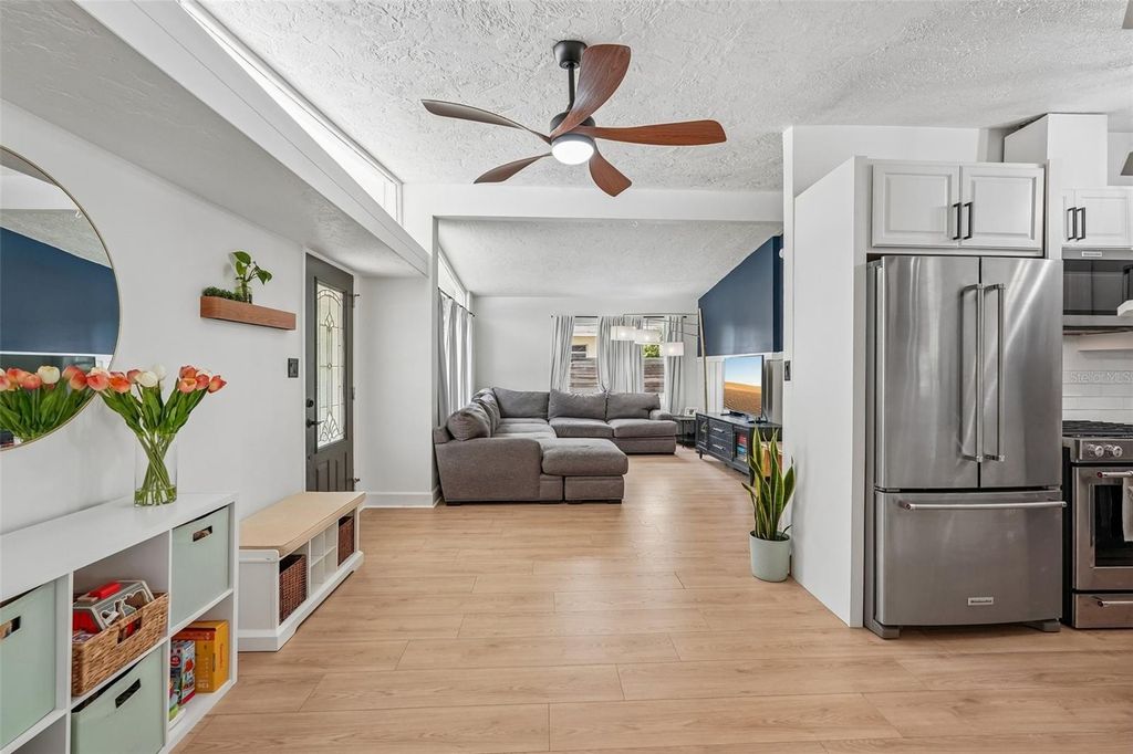 2406 FLORIDA BOULEVARD, BRADENTON, FL 34207 — photo 4