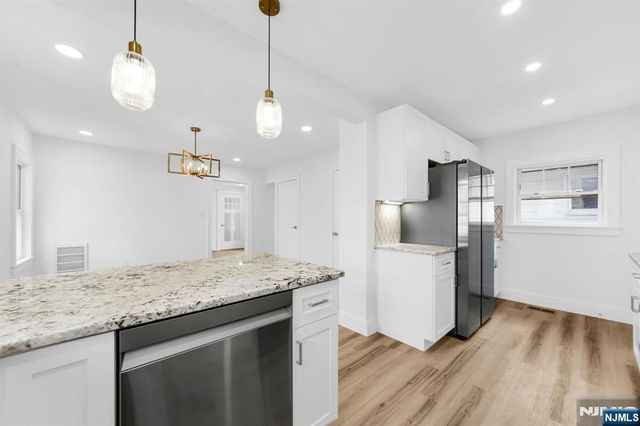 21 Morris Road, Clifton, NJ 07012