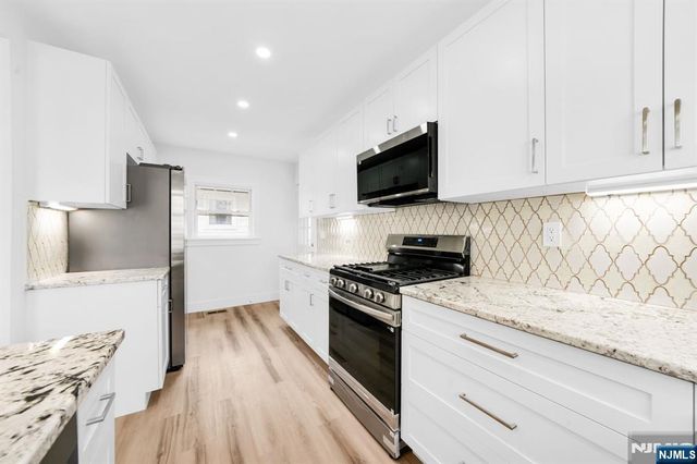 21 Morris Road, Clifton, NJ 07012