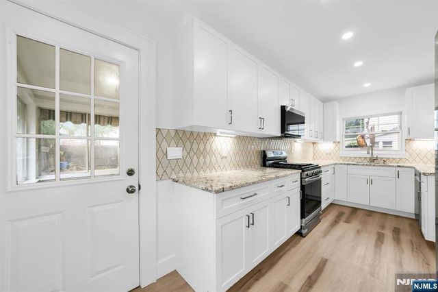 21 Morris Road, Clifton, NJ 07012