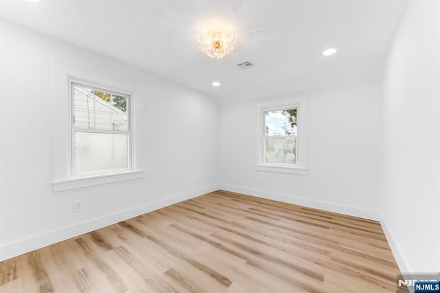 21 Morris Road, Clifton, NJ 07012
