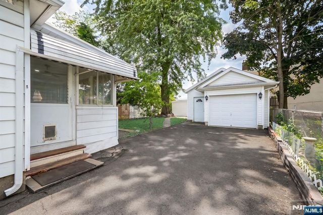 21 Morris Road, Clifton, NJ 07012