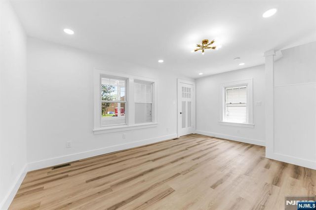21 Morris Road, Clifton, NJ 07012