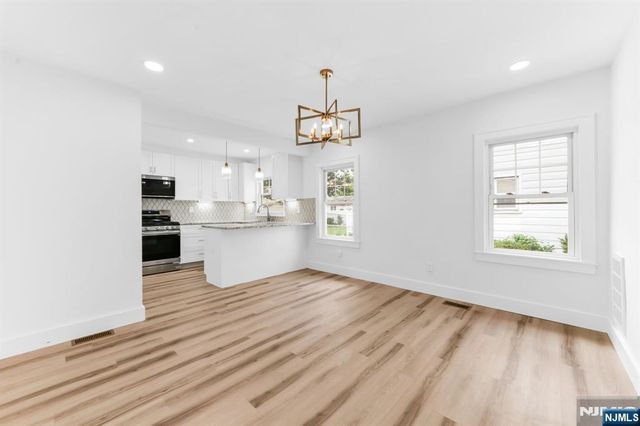 21 Morris Road, Clifton, NJ 07012