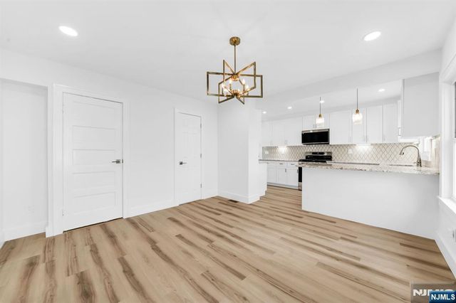 21 Morris Road, Clifton, NJ 07012