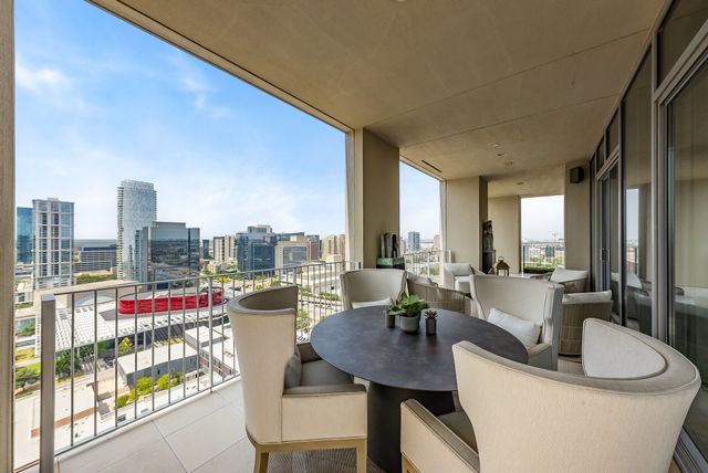 1717 Arts Plaza 1915, Dallas, TX 75201