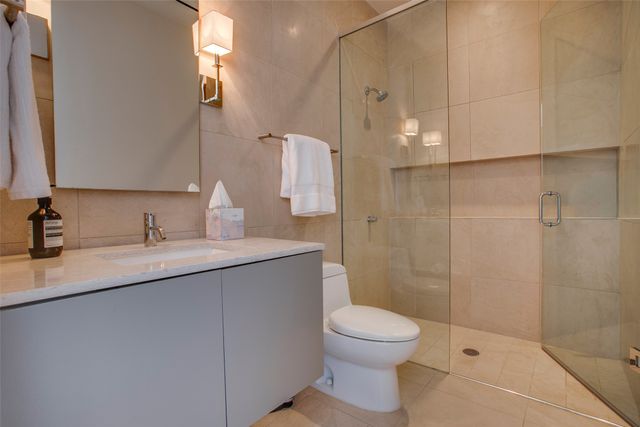 1717 Arts Plaza 1915, Dallas, TX 75201