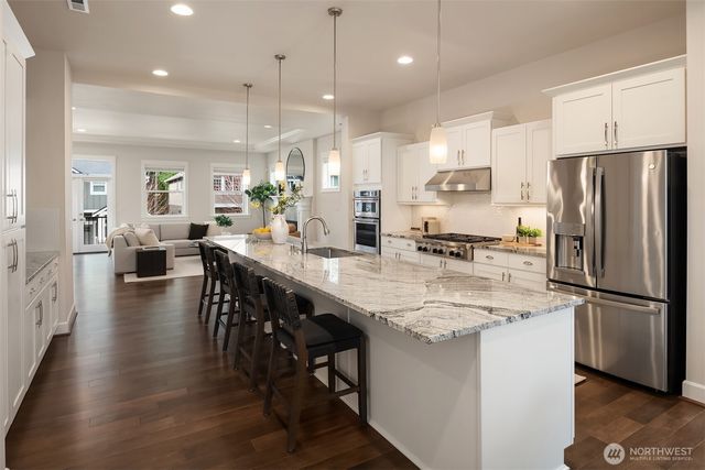 474 5th Avenue NE, Issaquah, WA 98029