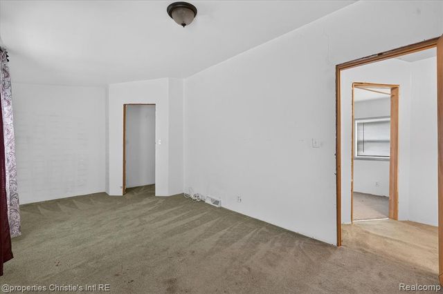 8320 Mckean Road, Willis, MI 48191