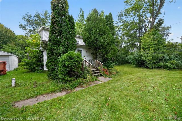 8320 Mckean Road, Willis, MI 48191
