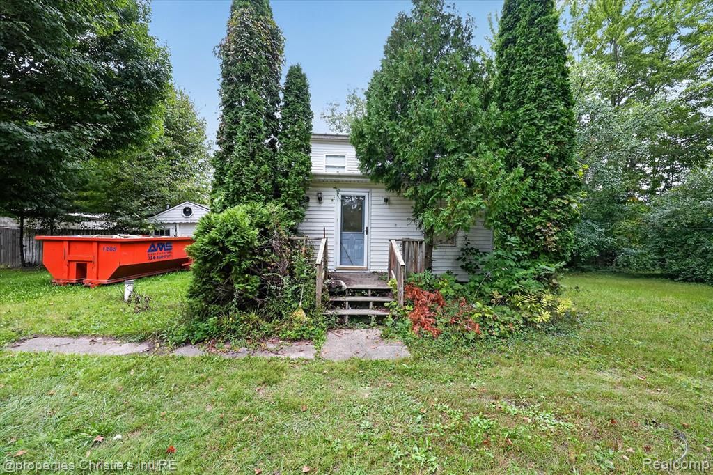 8320 Mckean Road, Willis, MI 48191