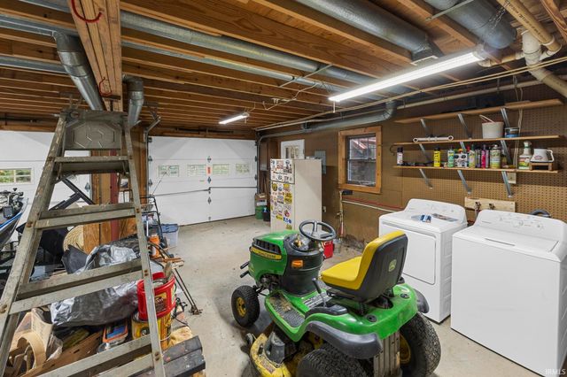 3167 N Happy Hollow Road, Eckerty, IN 47116