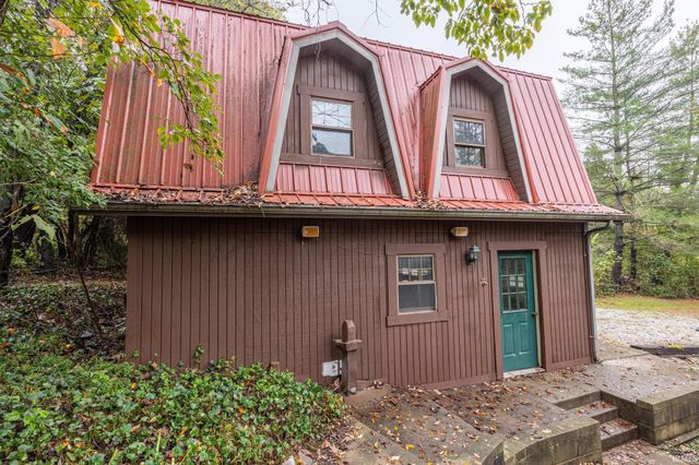 3167 N Happy Hollow Road, Eckerty, IN 47116