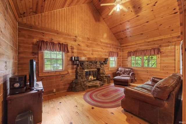 3167 N Happy Hollow Road, Eckerty, IN 47116