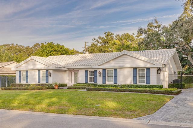 3 EASTWOOD LANE, Belleair, FL 33756