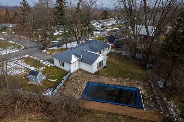 100 Fairway Drive, New Hartford, NY 13413