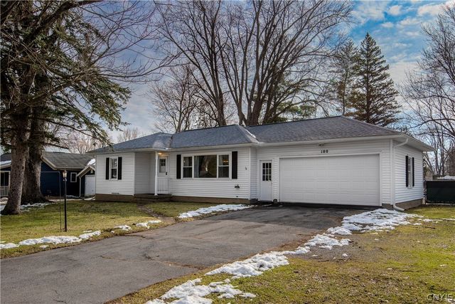 100 Fairway Drive, New Hartford, NY 13413