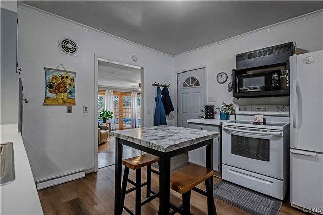 100 Fairway Drive, New Hartford, NY 13413