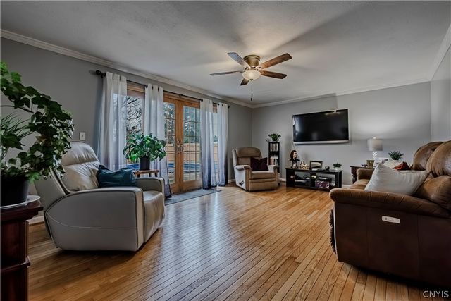 100 Fairway Drive, New Hartford, NY 13413