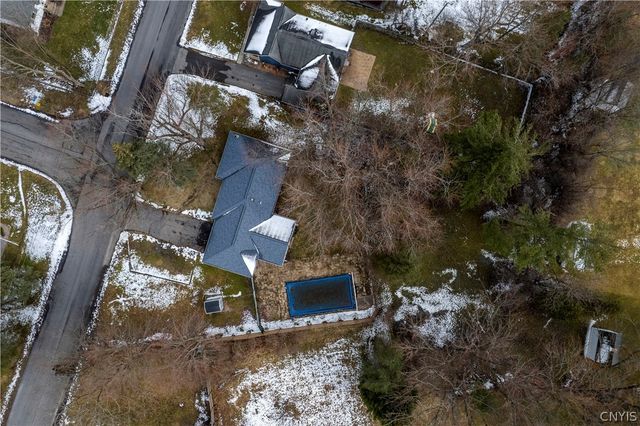 100 Fairway Drive, New Hartford, NY 13413