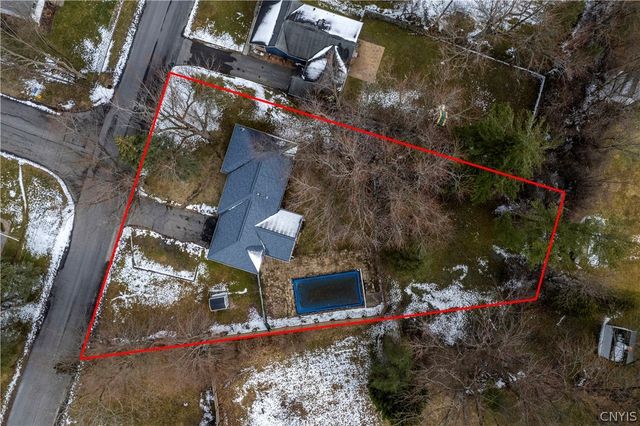 100 Fairway Drive, New Hartford, NY 13413