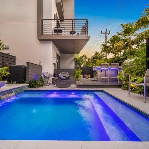 1058 N Victoria Park Road N, Fort Lauderdale, FL 33304