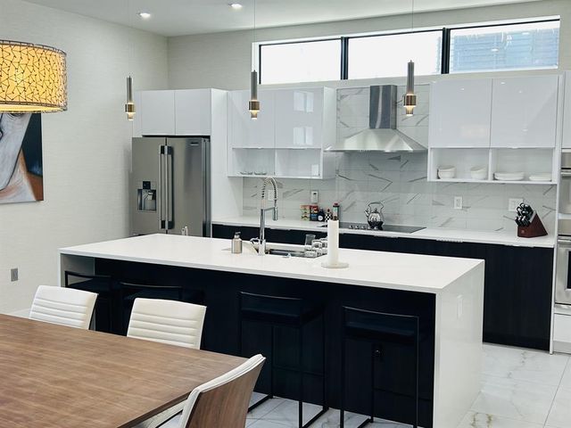 1058 N Victoria Park Road N, Fort Lauderdale, FL 33304