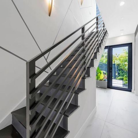 1058 N Victoria Park Road N, Fort Lauderdale, FL 33304