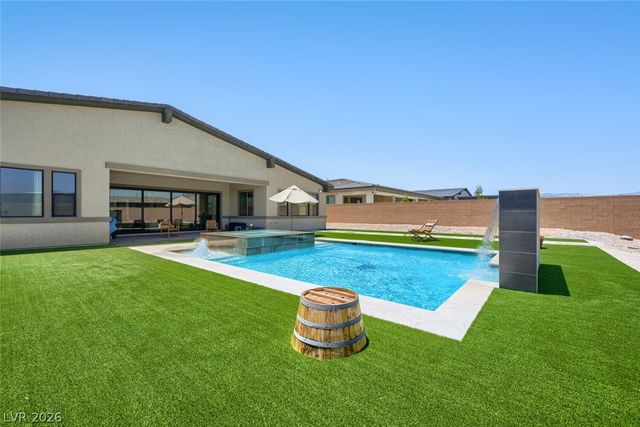 8310 West Camero Avenue, Las Vegas, NV 89113