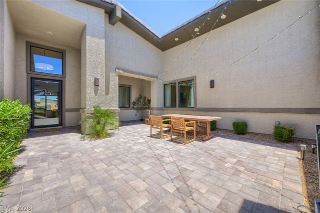 8310 West Camero Avenue, Las Vegas, NV 89113