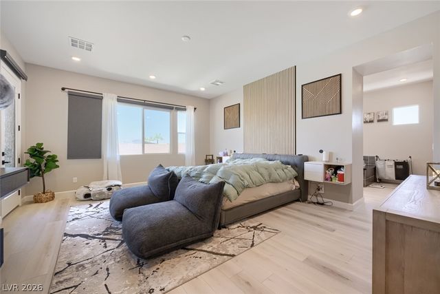 8310 West Camero Avenue, Las Vegas, NV 89113