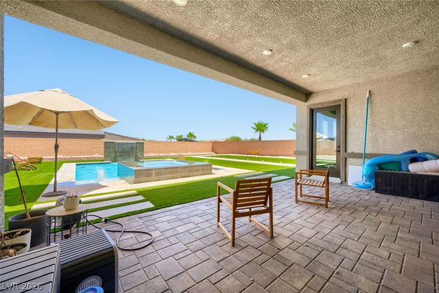 8310 West Camero Avenue, Las Vegas, NV 89113