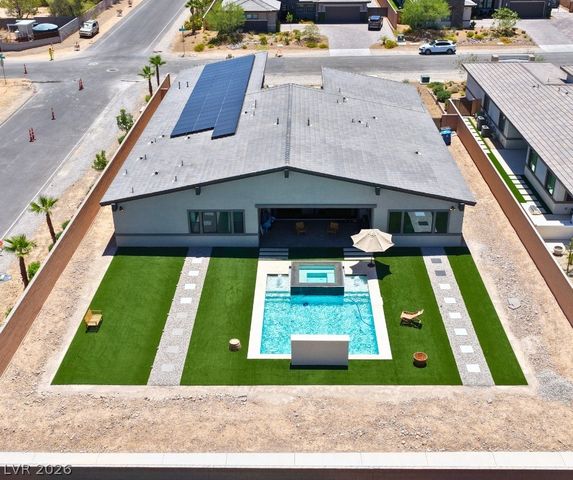 8310 West Camero Avenue, Las Vegas, NV 89113