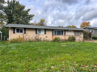 113 Grandy Drive, Salina, NY 13088