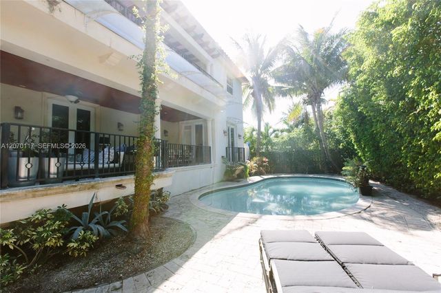 335 W Enid Drive, Key Biscayne, FL 33149