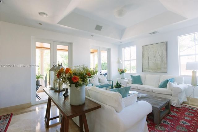 335 W Enid Drive, Key Biscayne, FL 33149