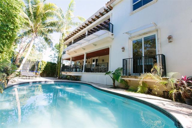 335 W Enid Drive, Key Biscayne, FL 33149